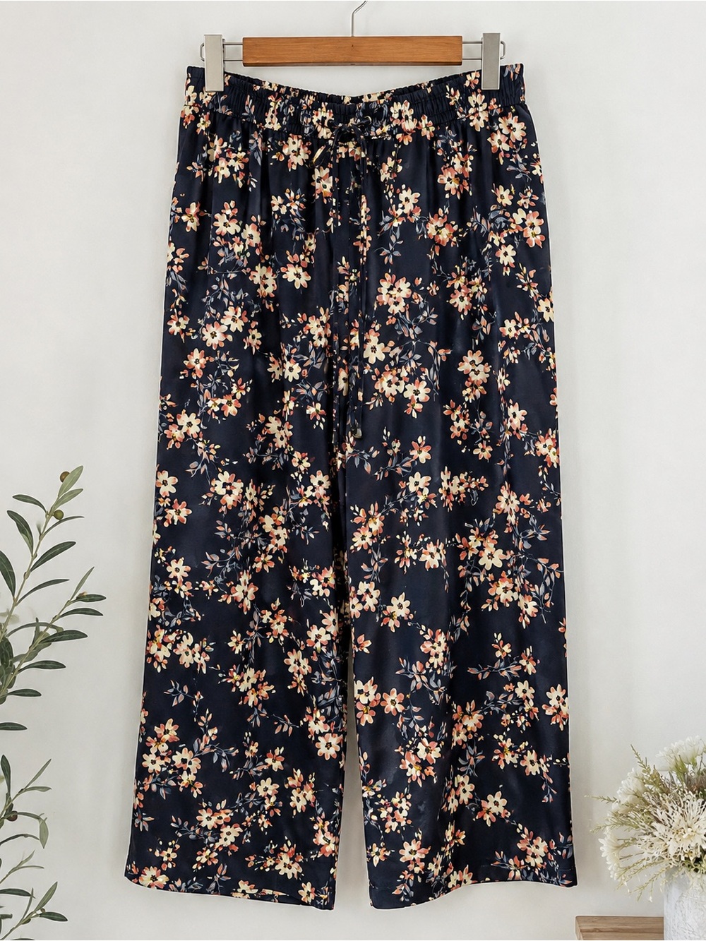 Joe B by Joe Benbasset Floral Wide Leg Pants – Size Large